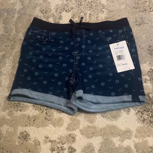 NWT Girls knit pull on shorts